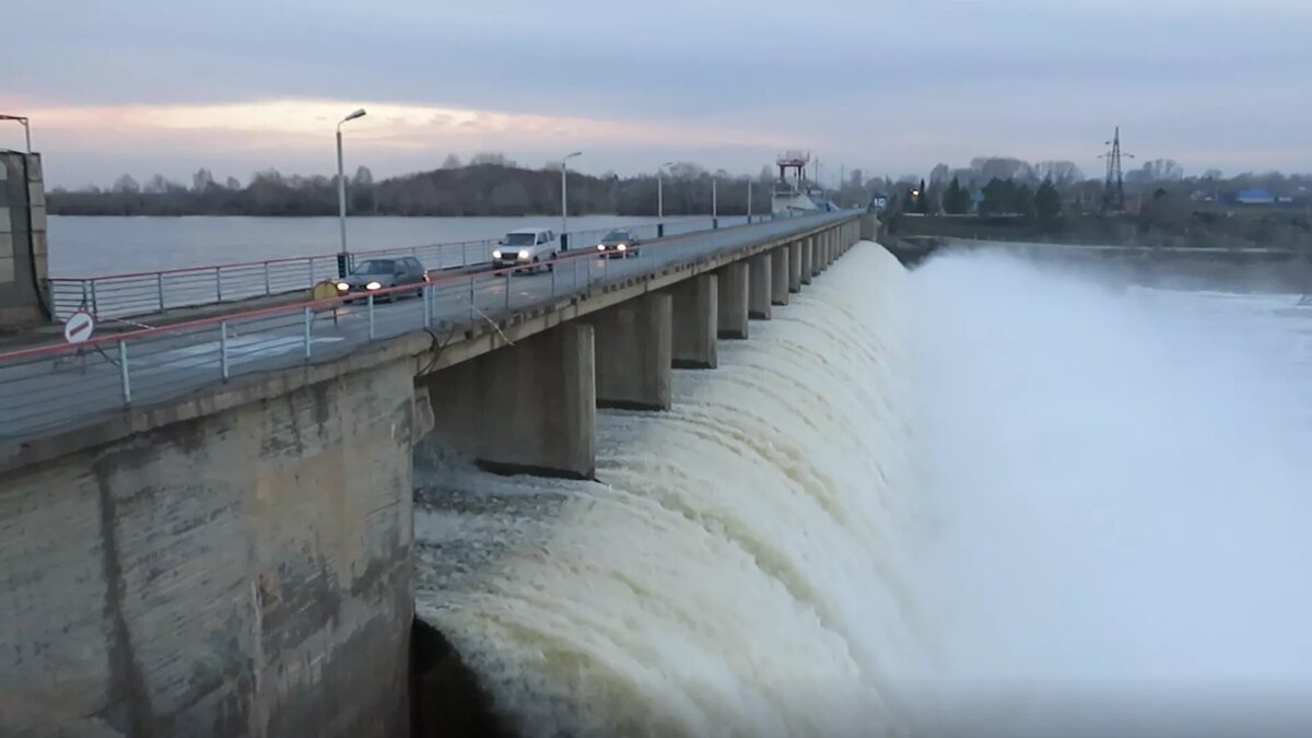 Мост через реку Ишим