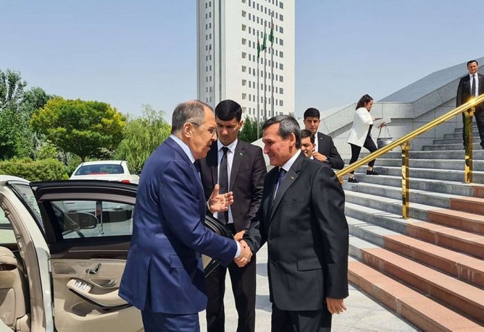 Встреча Министра иностранных дел Туркменистана Рашида Мередова с министром иностранных дел России Сергеем Лавровым, 28 июня, 2022 г., Ашхабад, Туркменистан
