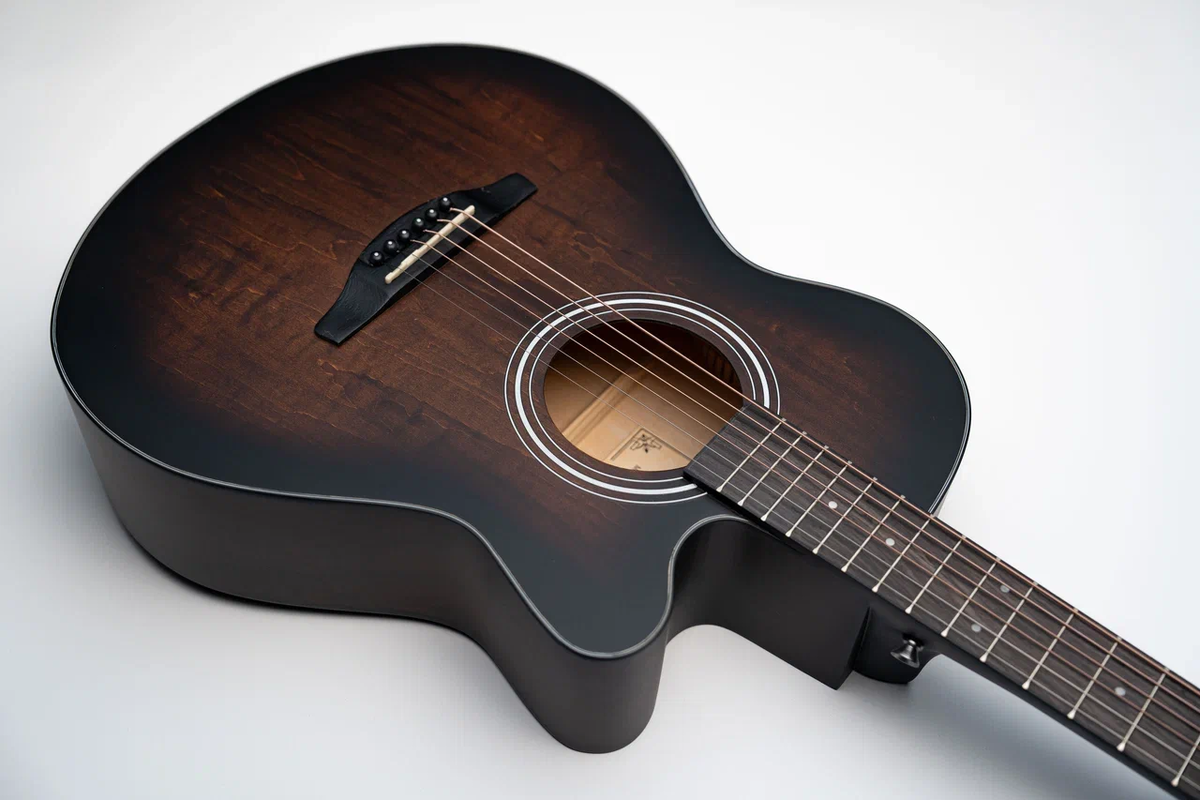 Акустическая гитара Shinobi B-1 BR стоимостью 8390 руб.