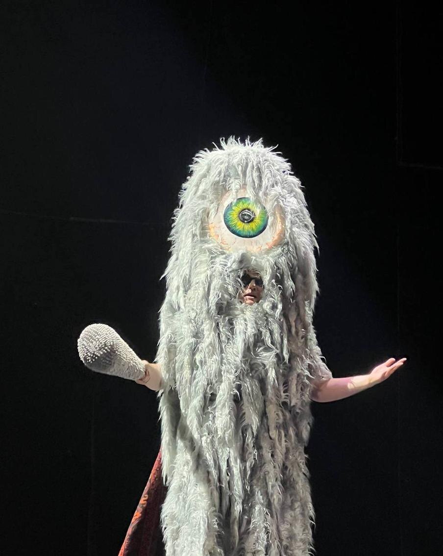 Дарья Шацкая.
Пушистый и жестокий циклоп.