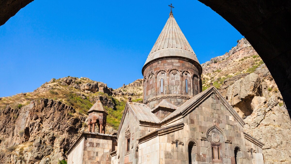 Монастырь Гегард, церковь Катогике 13 век