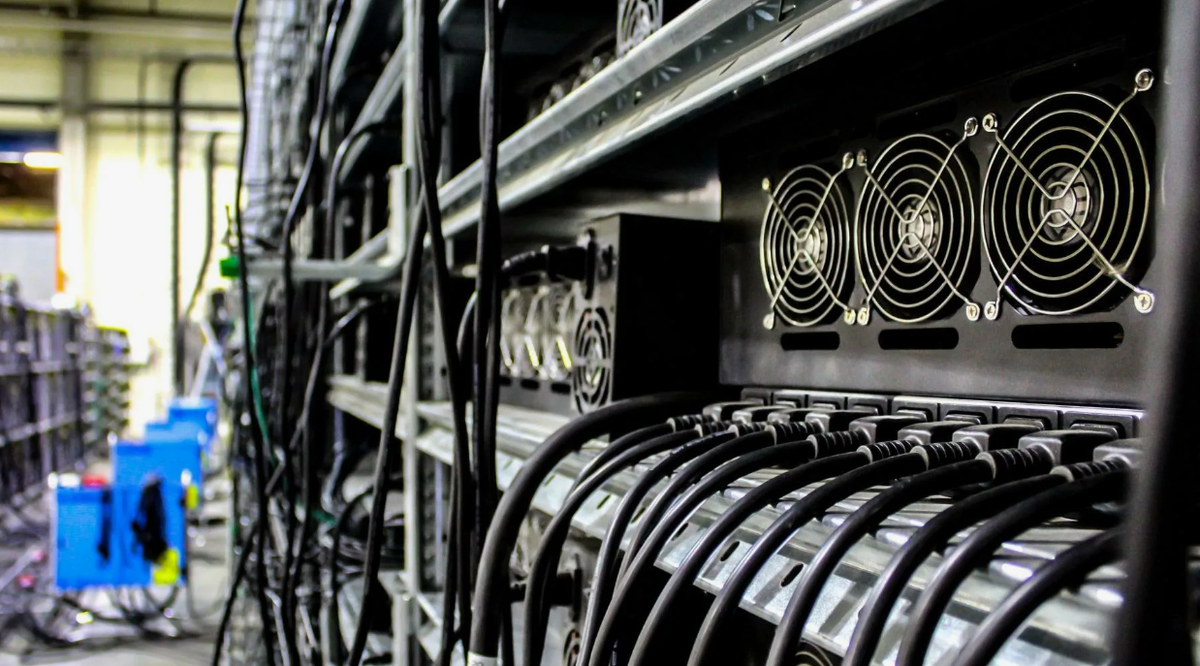 Майнинг-ферма. Фото из открытых источников. 