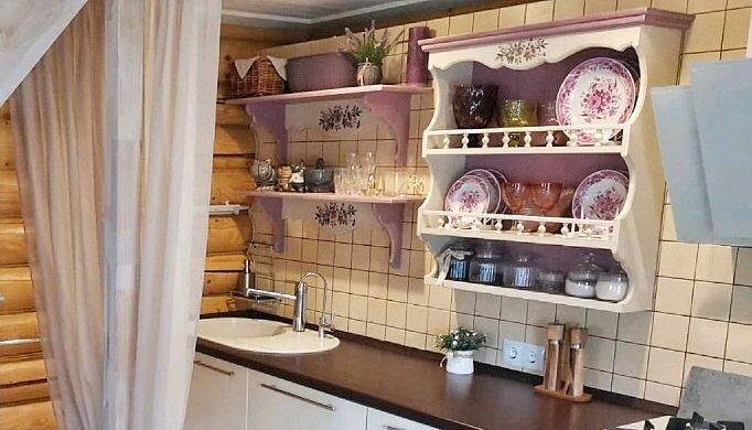 Полки: комплект полок для кухни в стиле Прованс
 © https://www.livemaster.ru/item/51756152-dlya-doma-i-interera-polki-komplekt-polok-dlya-kuhni-v-stile-