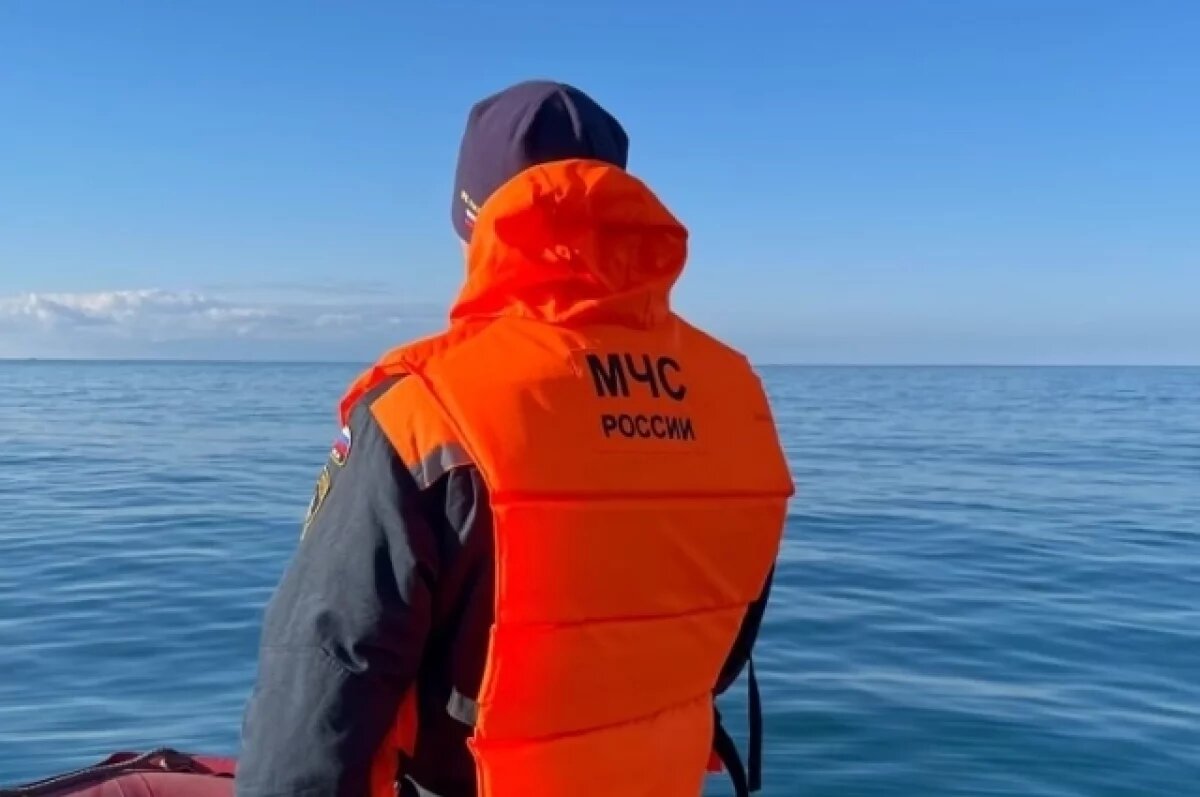    «Обернулся, а его нет».