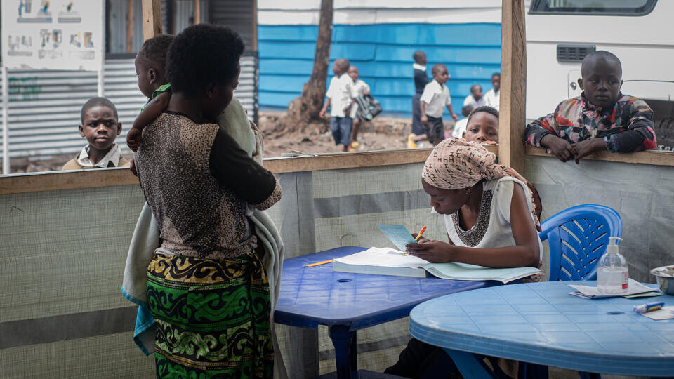     Более 140 человек погибли в Конго от неизвестной болезни Global Look Press/Zanem Nety Zaidi/XinHua