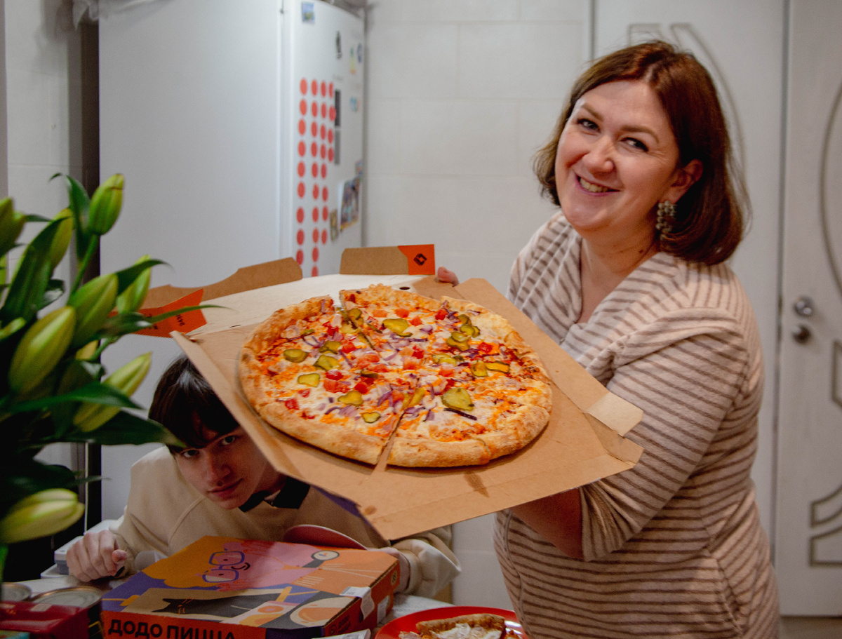 Лёшку сразу заметили?