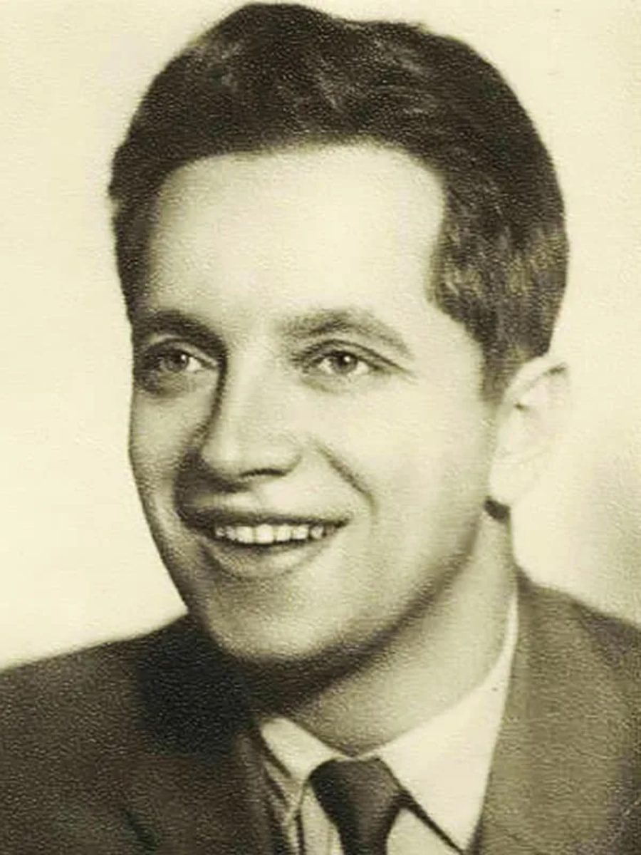 Юрий Белов
