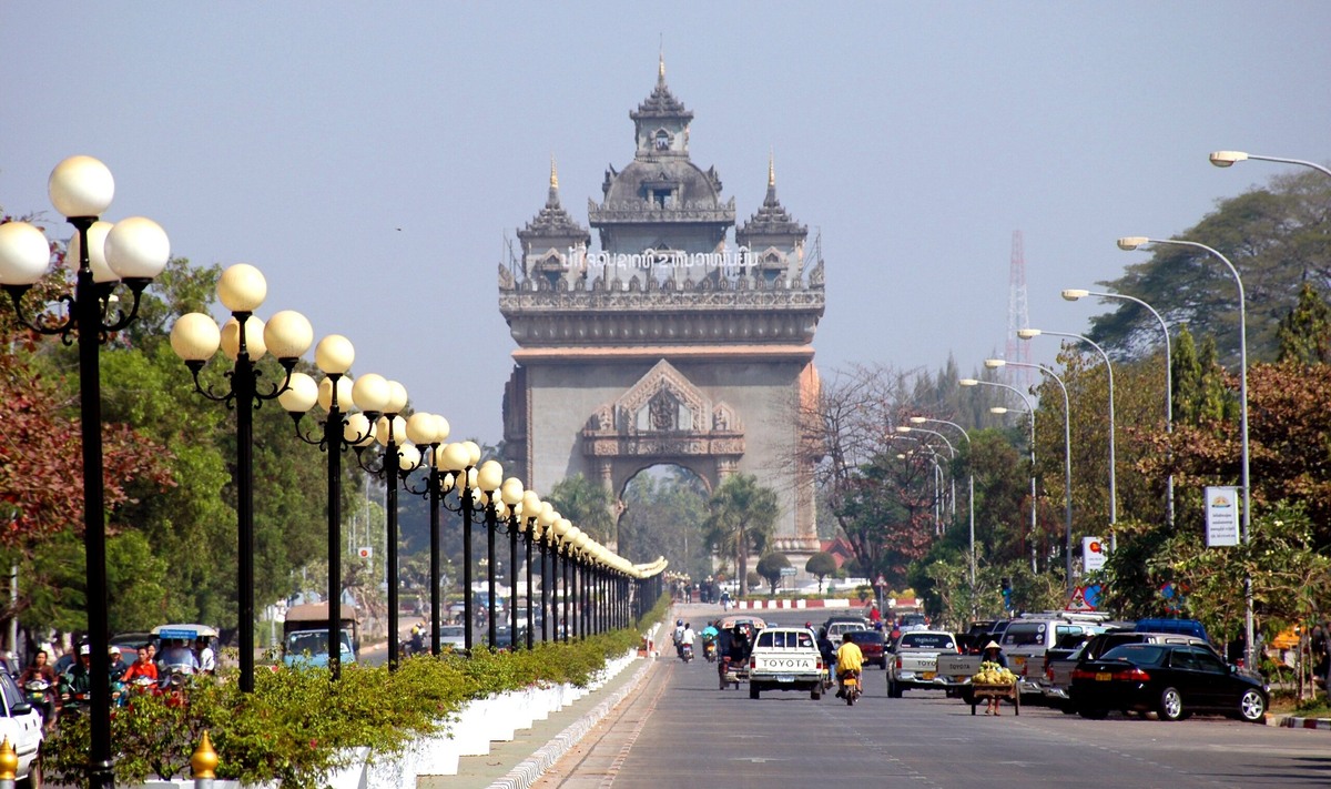    Вьентьян, столица Лаоса Сервис иммиграции