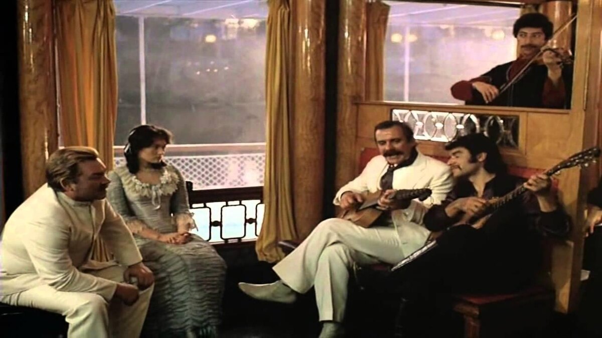  "Мохнатый шмель" стали одним из самых ярких музыкальных символов картины.