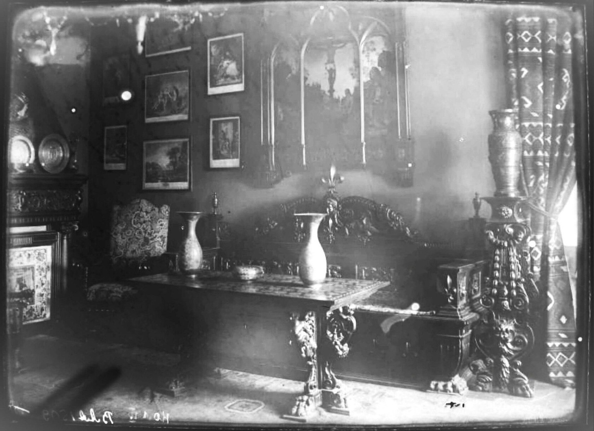 Кассапанка в интерьере в Дубровицах. Фото из коллекции Музея Архитектуры им. Щусева.