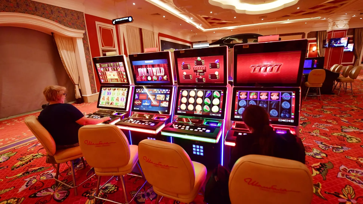 Посетителям с игровой зависимостью хотят запретить вход в казино. Фото: Юрий Смитюк/ТАСС