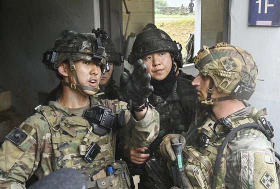    Солдаты Южной Кореи