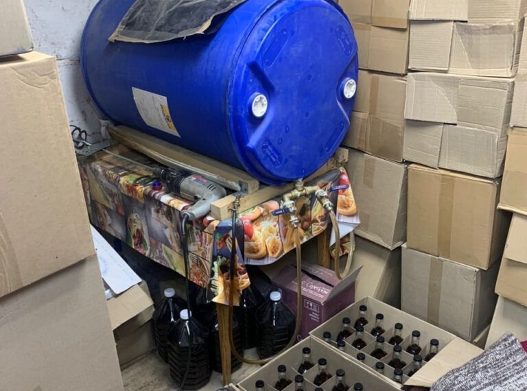    За месяц в Оренбуржье изъяли более 400 литров нелегального алкоголя Кристина Просвиркина