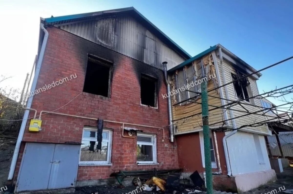    В Туапсе в двухэтажном доме дочери заживо сгорела пенсионерка