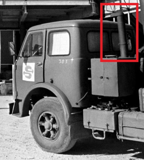 Маз-504В. Красным выделен воздухозаборник двигателя. Снимок из свободных источников для иллюстрации.