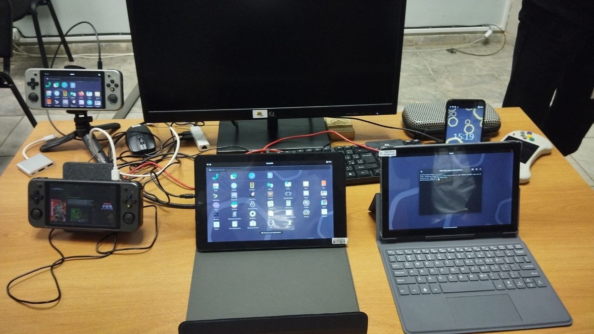 Устройства на мобильной ОС ALT Mobile