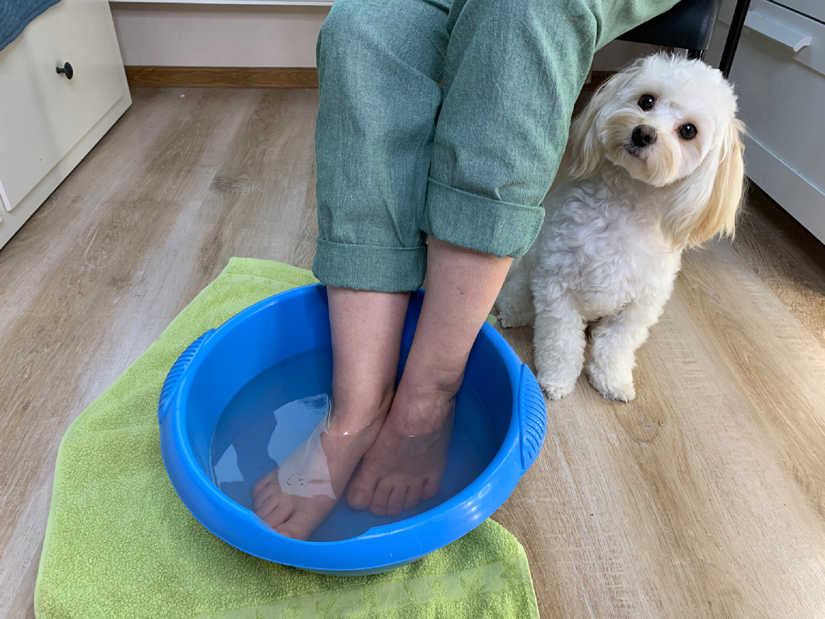 Парим ноги 20 минут