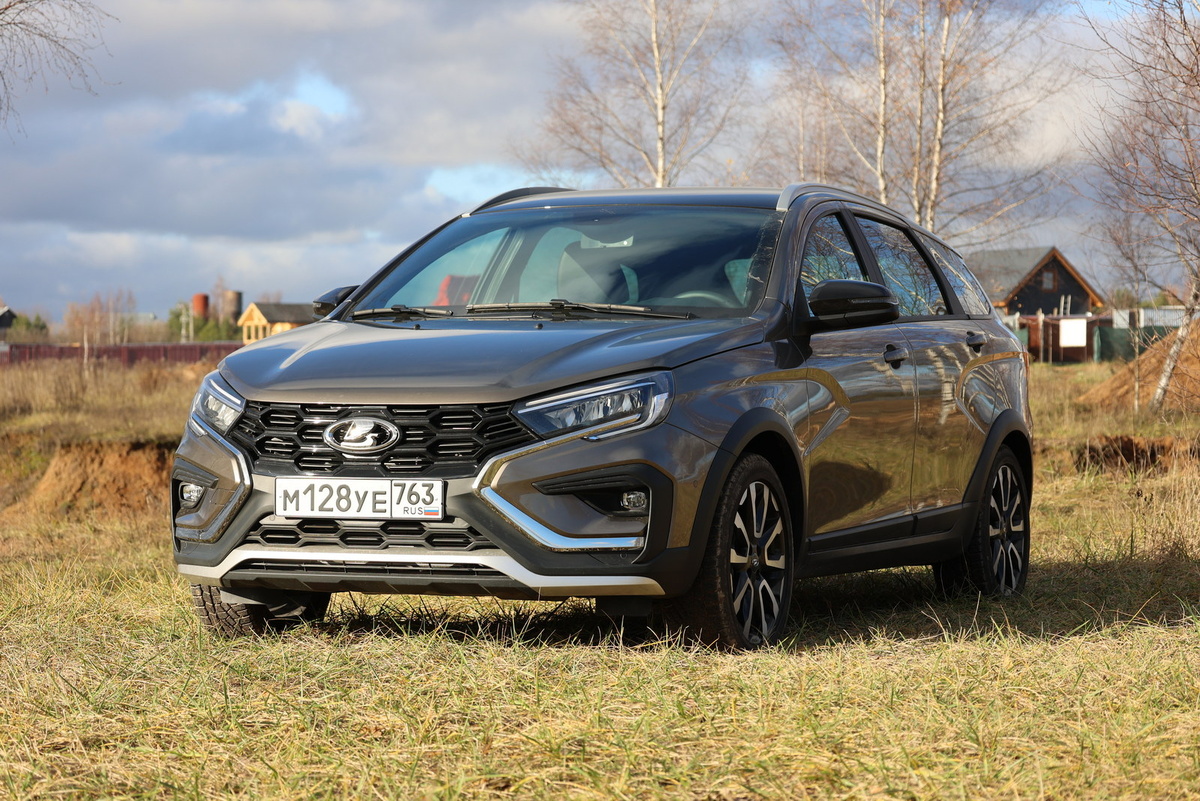 Lada Vesta SW Cross c ESP