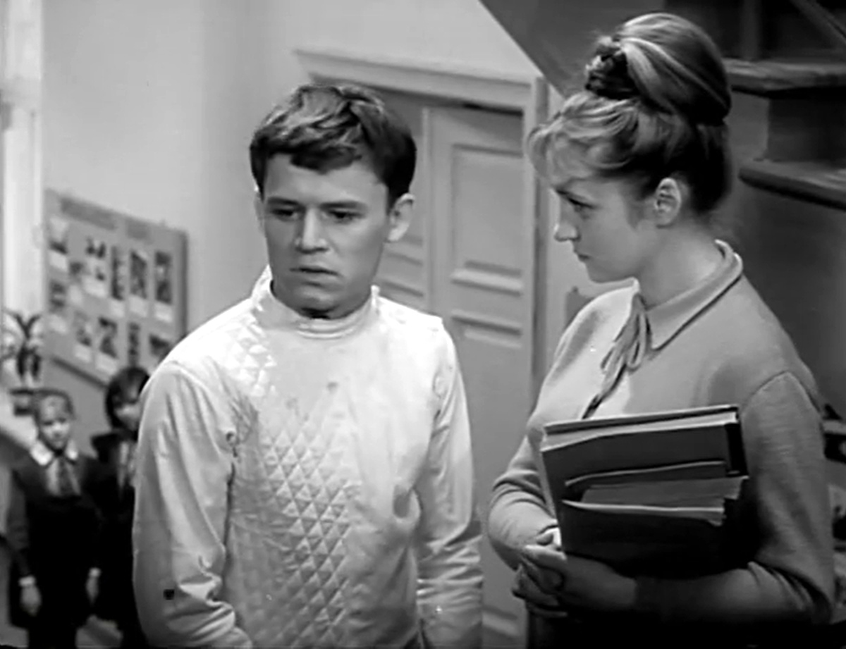 Кадр из кинофильма "Звонят, откройте дверь", 1965 г., режиссер Александр Митта, сценарист Александр Володин, композитор Вениамин Баснер (скриншот) 