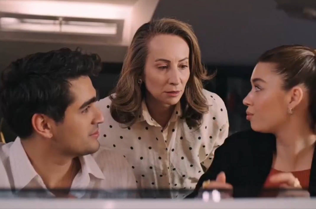 Кадр из сериала