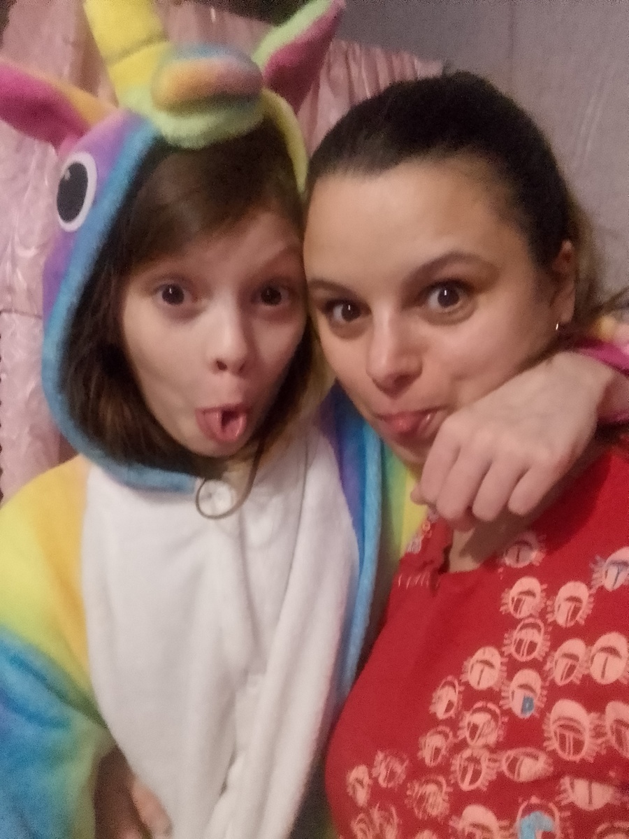 Привет👋 Я - Катрин, а ты на моём lifestyle -канале. Пишу о жизни, о Петербурге и работе честно и без прикрас. Фото из архива