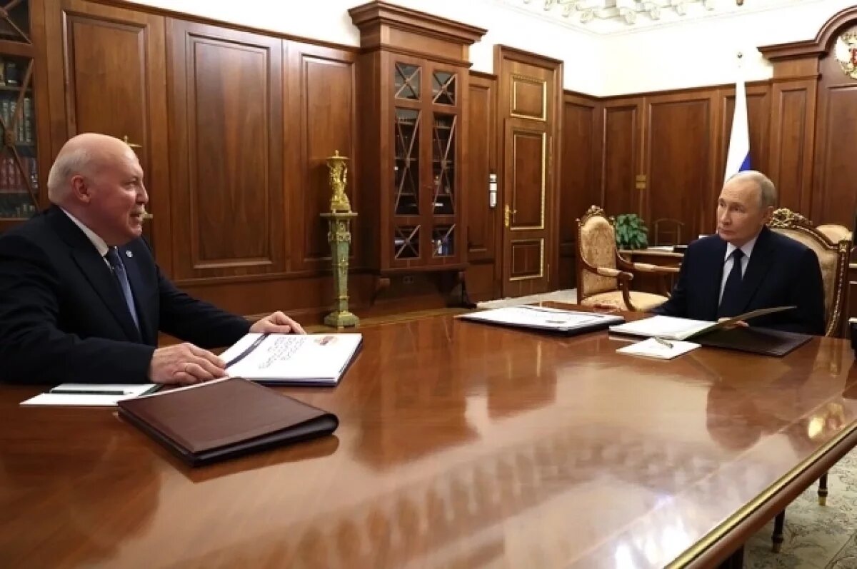   Путин принял госсекретаря Союзного государства Мезенцева в Кремле