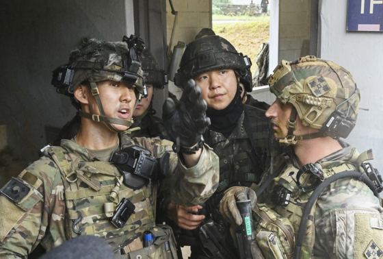    Солдаты Южной Кореи