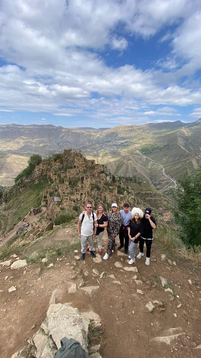 Мы, традиции уважаем.