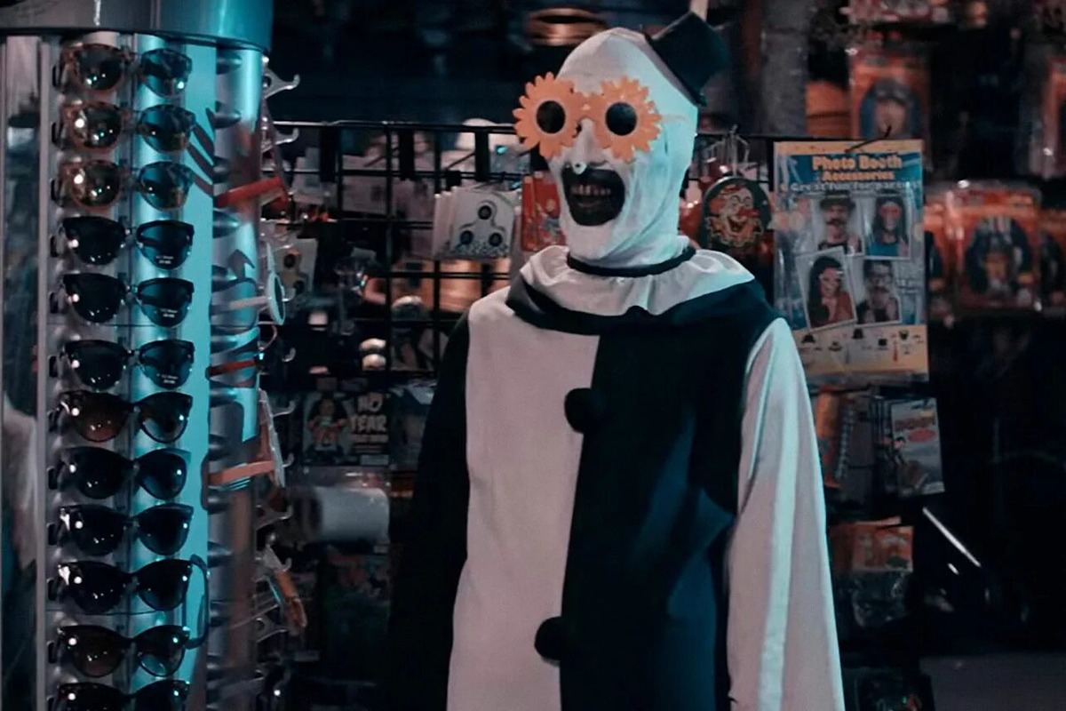 Кадр из Ужасающий 2