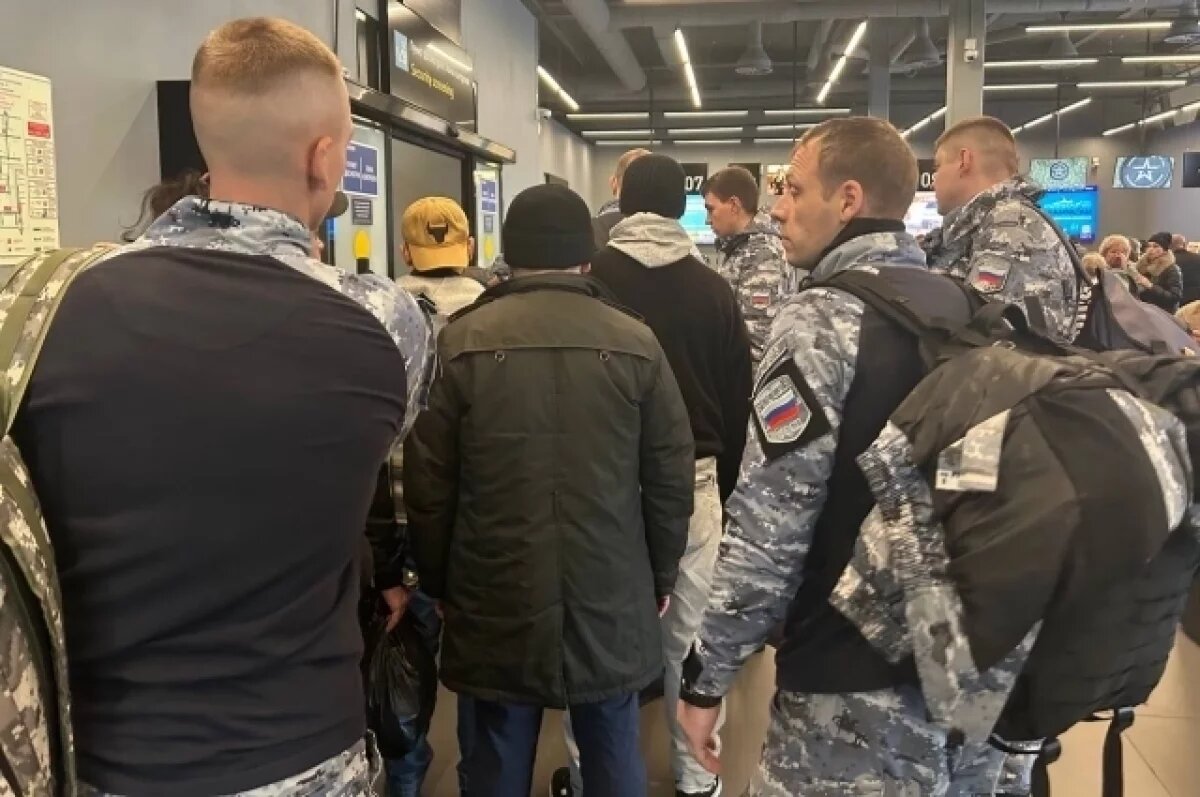    Восемь мигрантов выдворили за пределы Камчатки