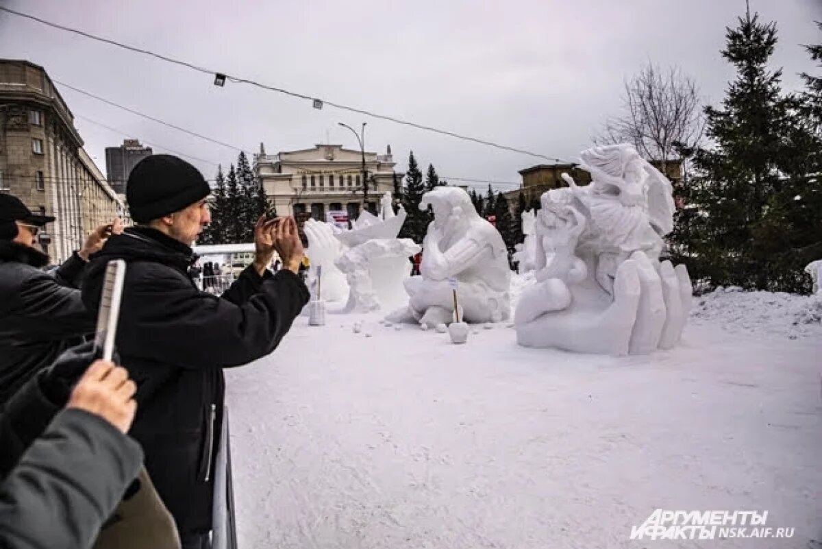    Новосибирск готовится к конкурсу снежных скульптур «СнежНОсибирск»