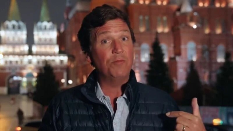     Такер Карлсон Соцсети