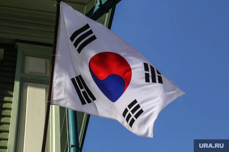 В Южной Корее президент объявлял военное положение. Фото: Дмитрий Ткачук © URA.RU