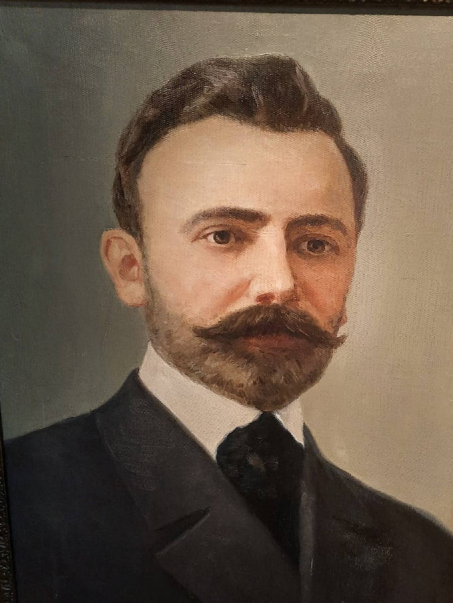 Владимир Русанов