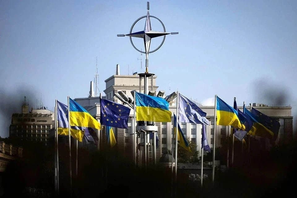    Глава МИД Люксембурга Беттель выступил против членства Украины в НАТО REUTERS