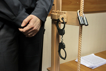    Житель Кимовска зарезал знакомого и угрожал свидетельнице убийством