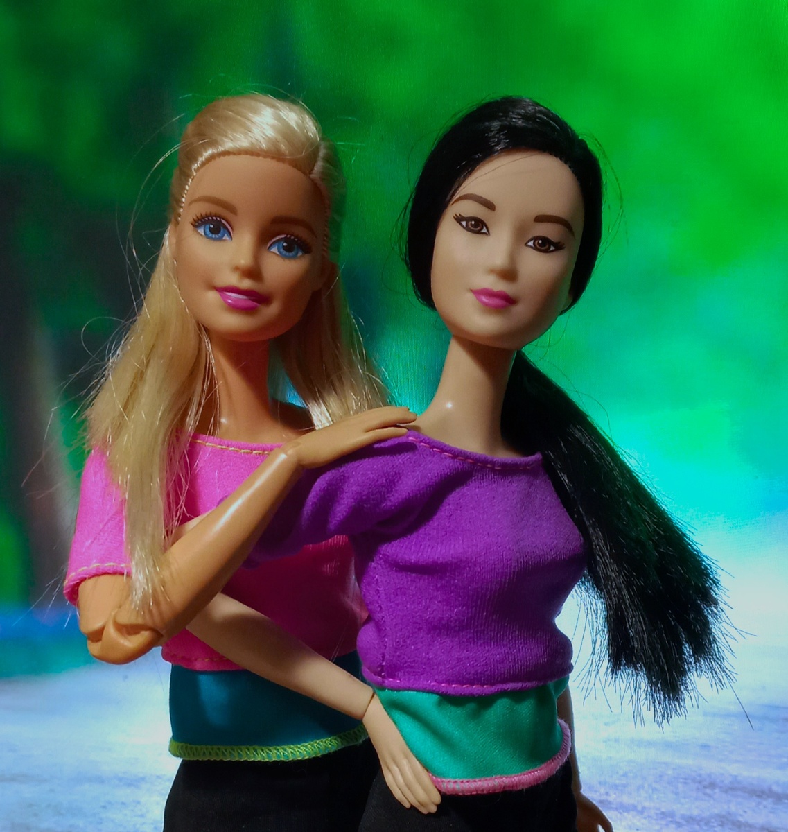 Кассандра Огурцова и Джордан Окамото