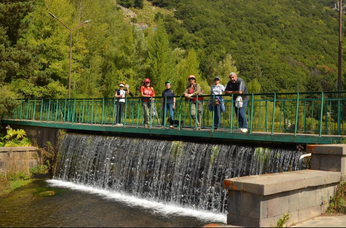 В городе Джермук. Армения. 