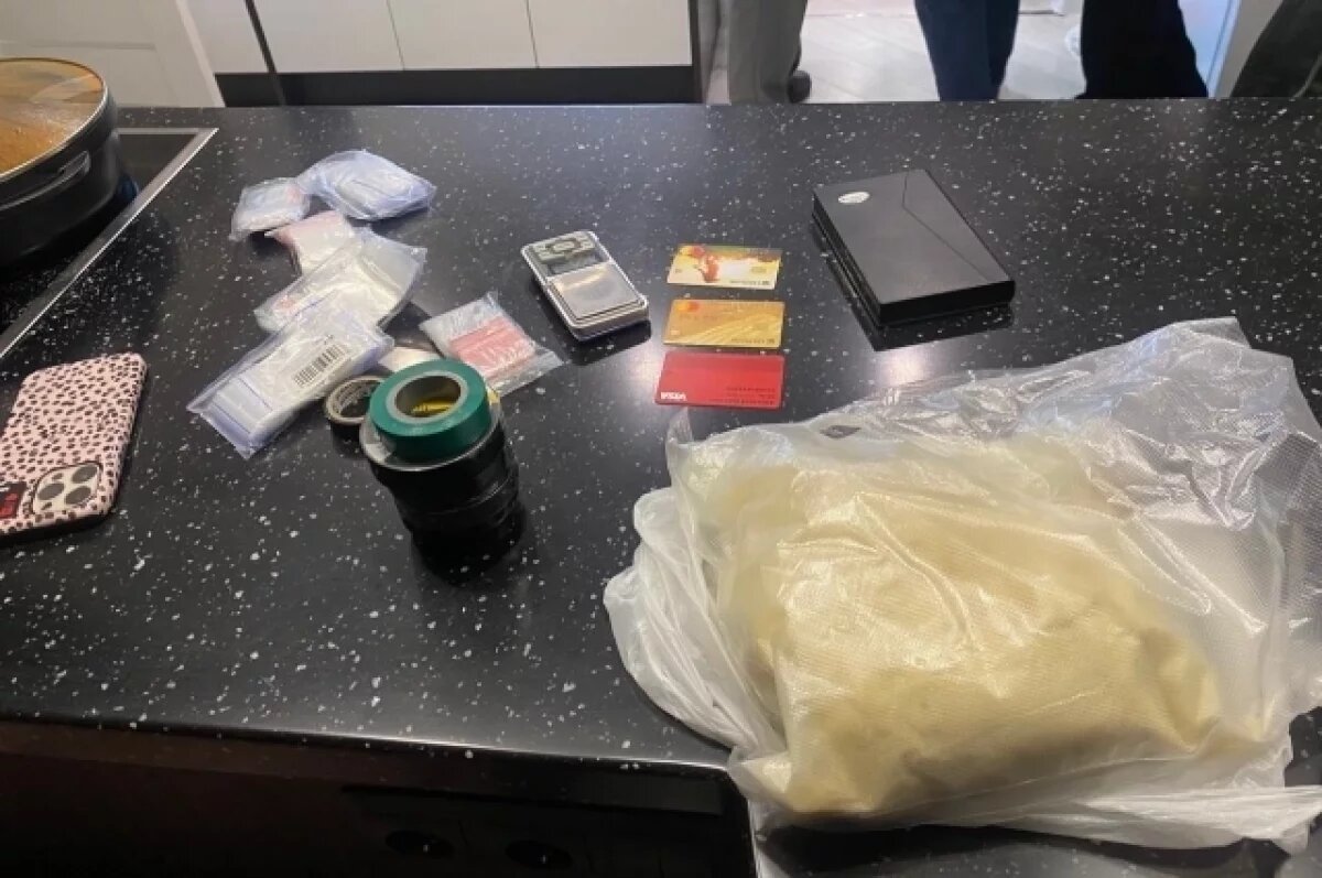    Безработного самарца взяли с килограммом мефедрона