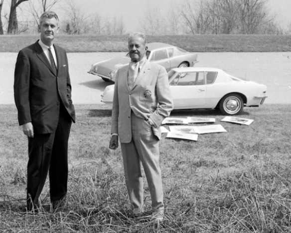 Шервуд Эгберт (слева)  1963 год