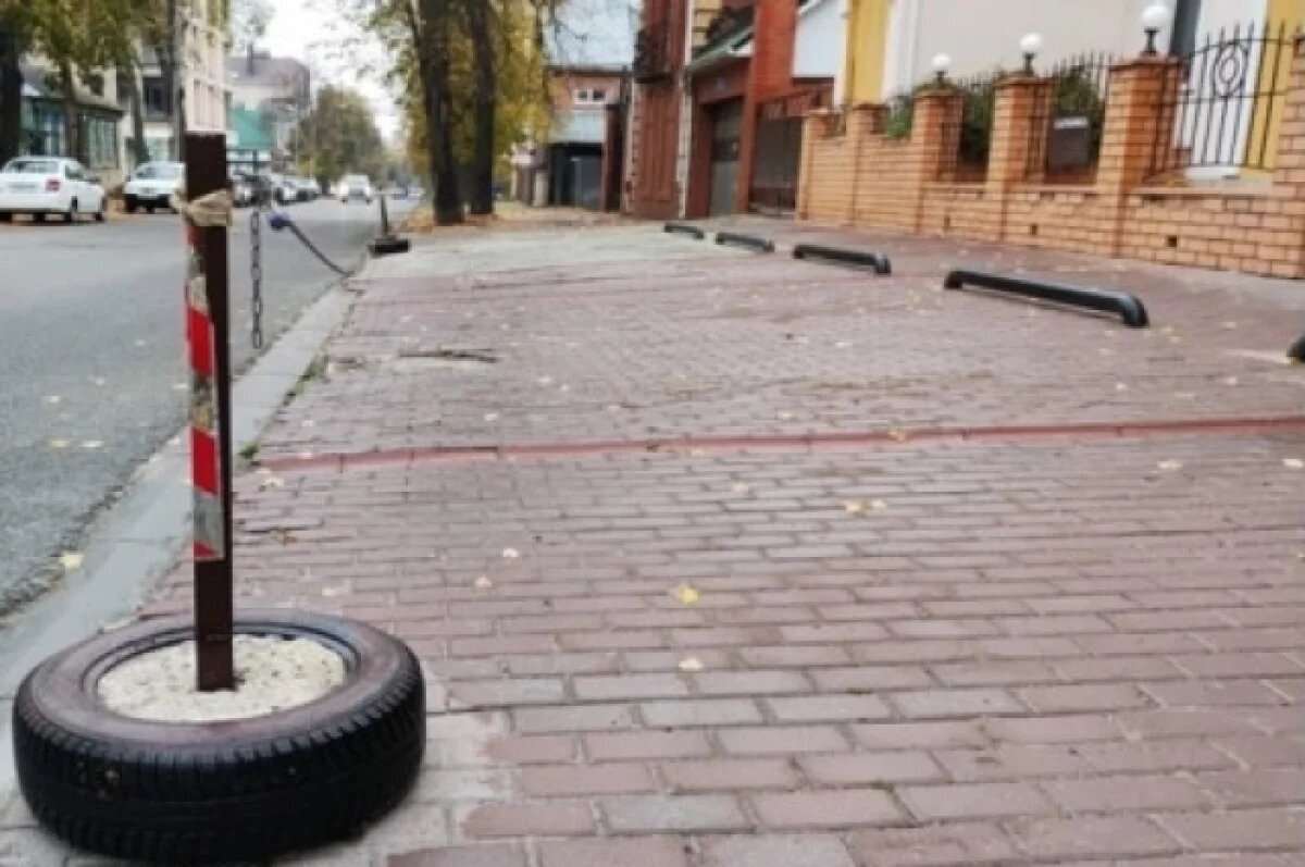    В Ульяновске убирают самовольно установленные ограждения автопарковок