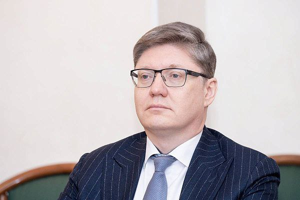 Замруководителя фракции Единая Россия в ГД Андрей Исаев