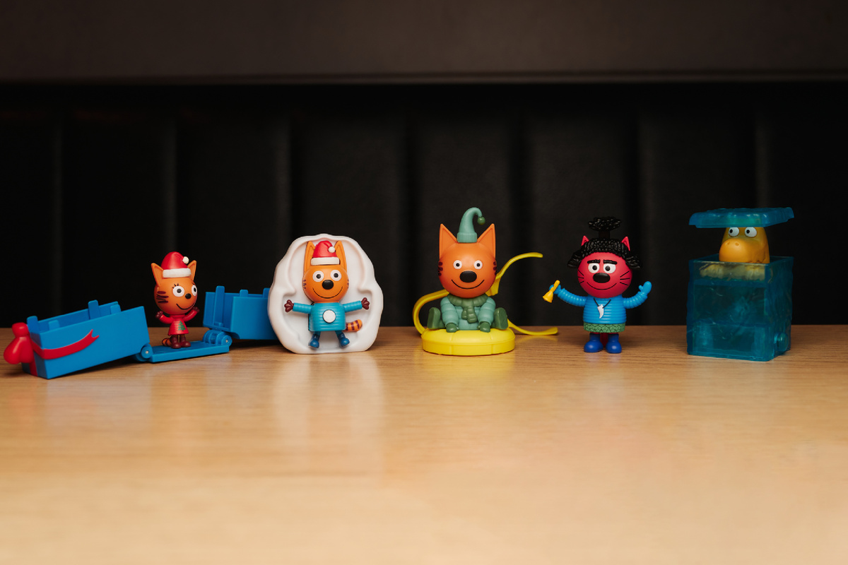 «Три кота» теперь в Кидз Комбо: «Вкусно — и точка» запускает новую коллекцию игрушек 