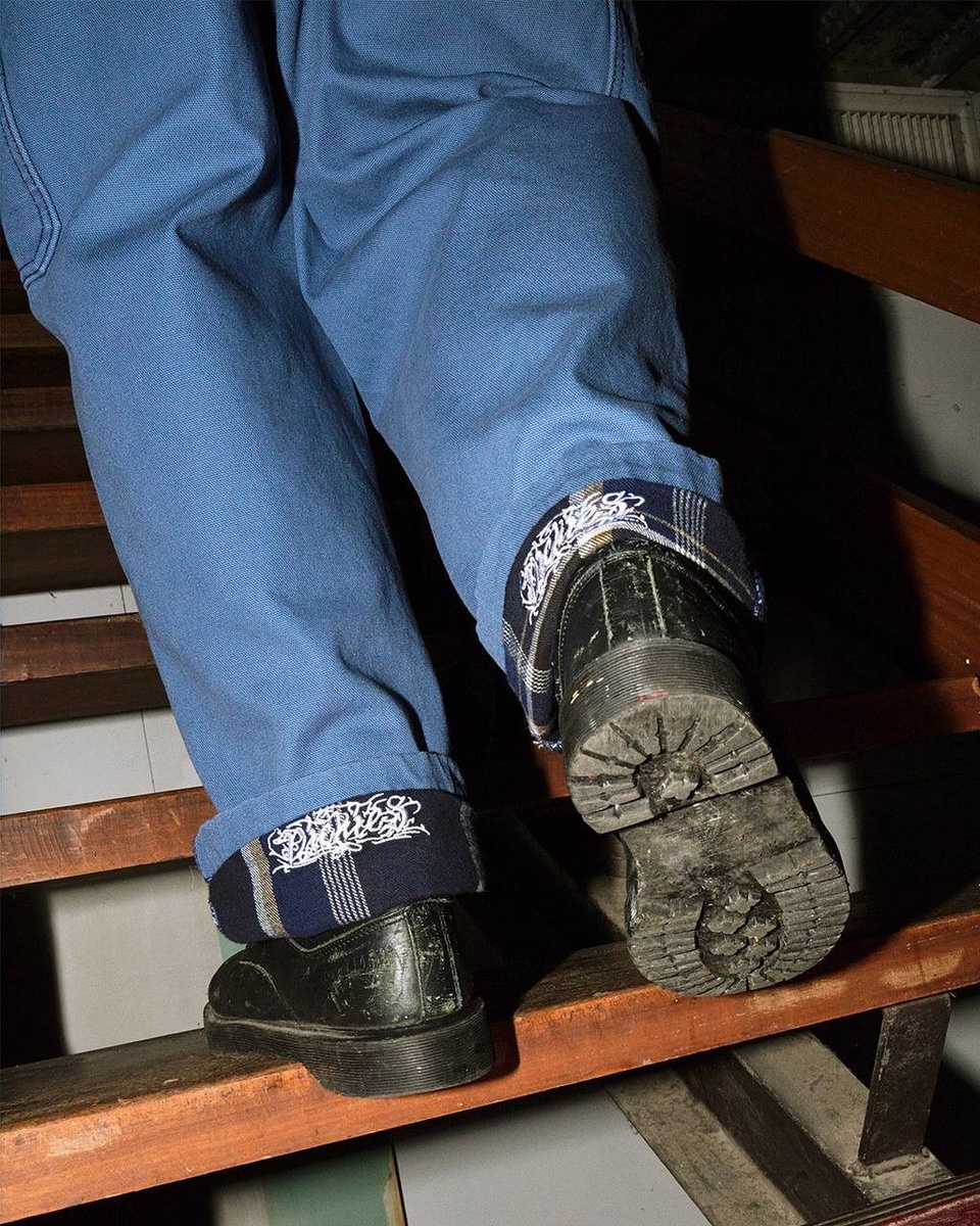 Supreme и Dickies готовят новую коллекцию: рабочая эстетика в современном исполнении