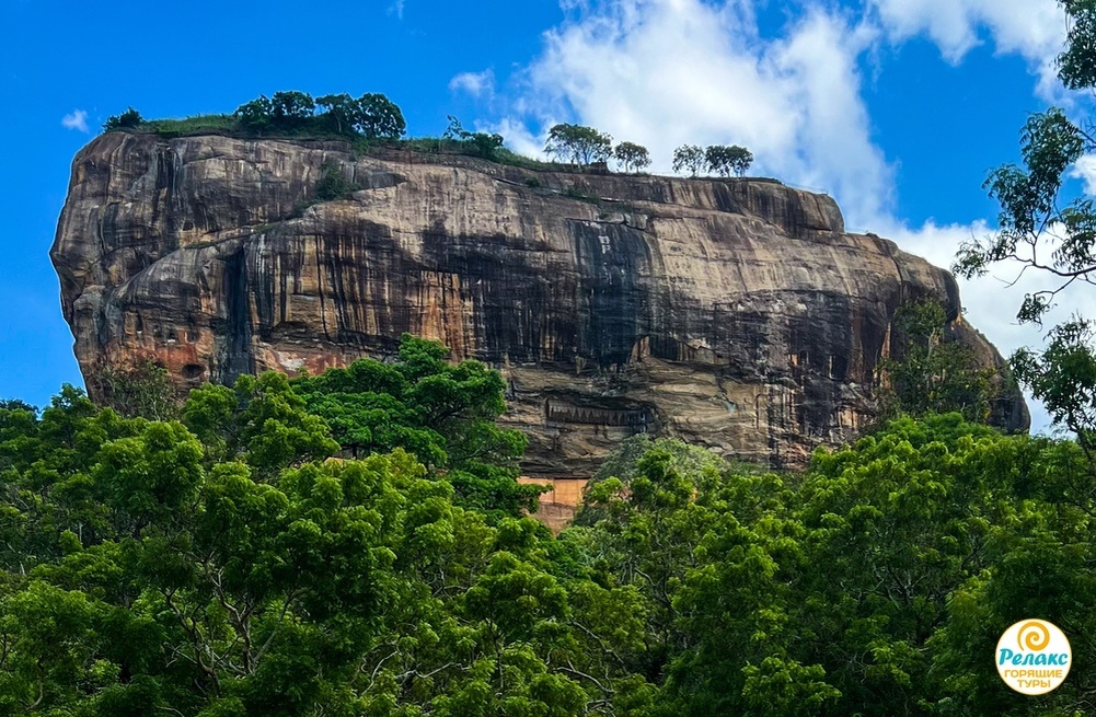 Скала Сигирия