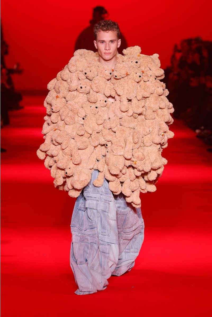 Источник фото: showstudio.com