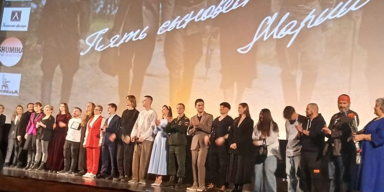    Алена Август