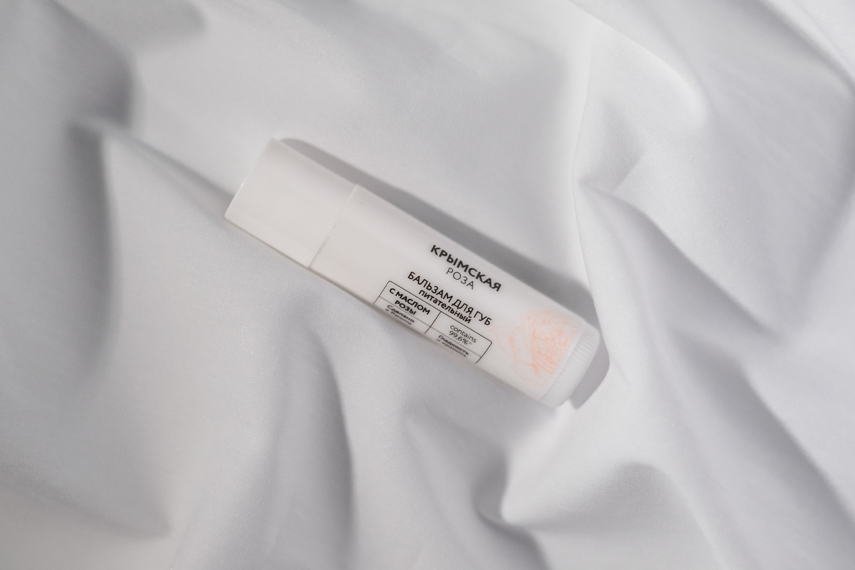 Бальзам для губ питательный Rosa Ab Origine