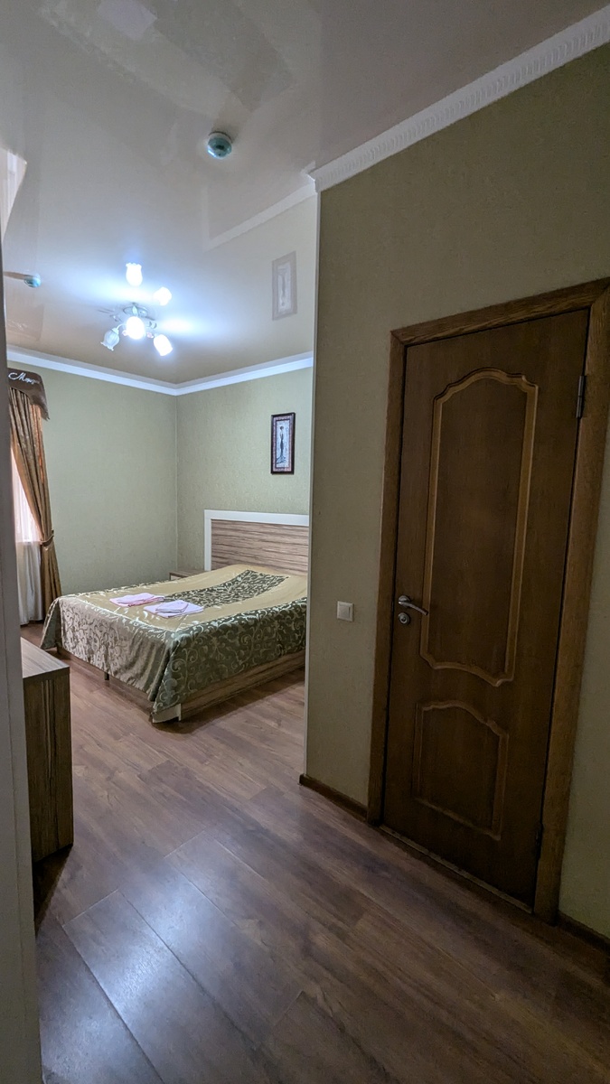 Номер категории улучшенный стандарт 