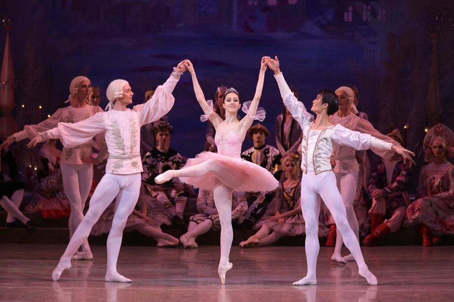 «Щелкунчик» на сцене Мариинского театра. Фото с официального сайта. Источник: https://www.mariinsky.ru/playbill/repertoire/ballet/shelkun/